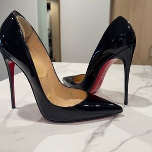 Christian Louboutin So Kate 120mm